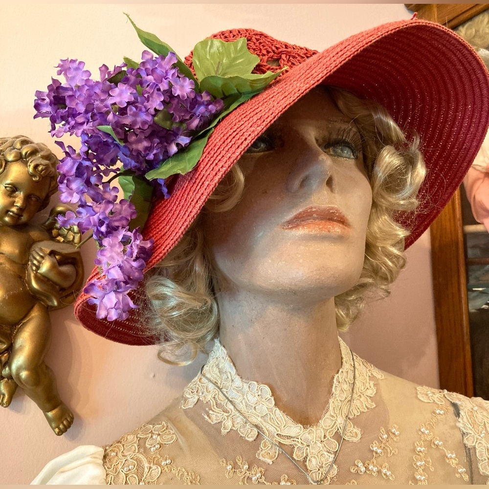 👒Vintage Red Hat Society Hat